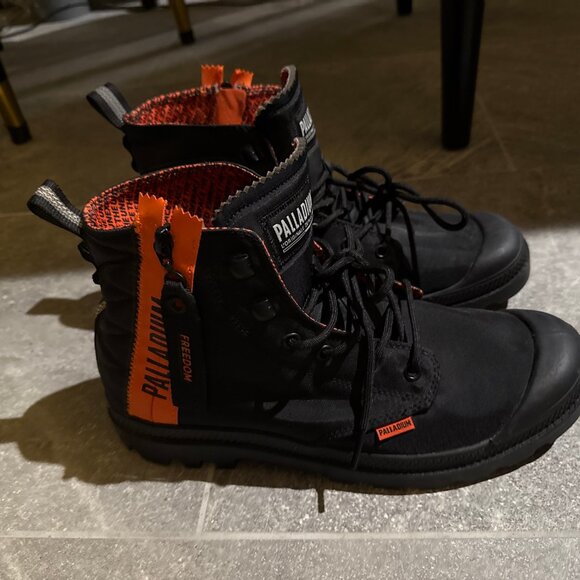 Palladium Pampa Unlocked Unisex Lace Up Ankle Boots In BlackSize US 10 D main image 4